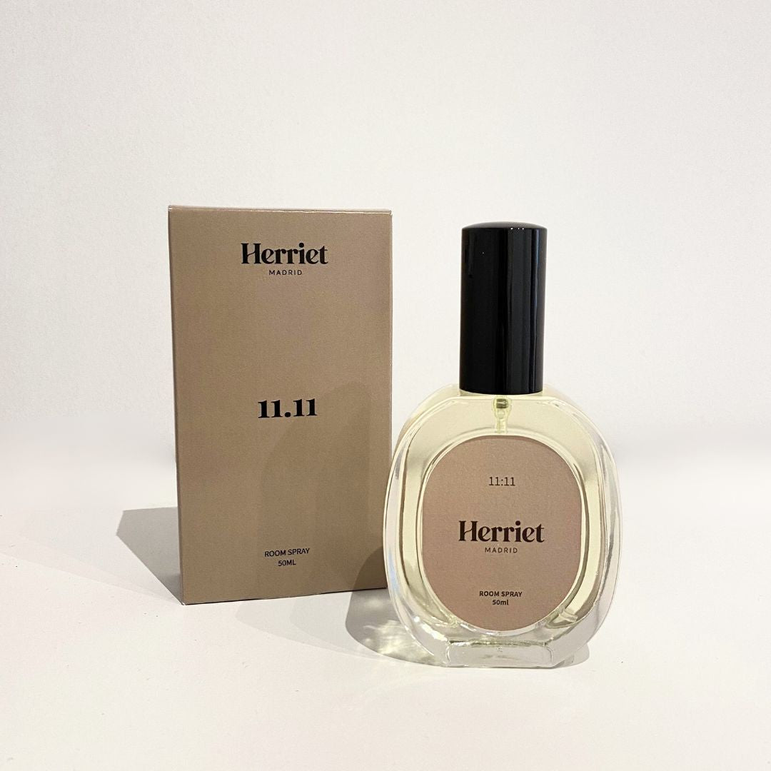 ambientador para el hogar y ambientador textil. Room spray - 11:11 con caja - herriet