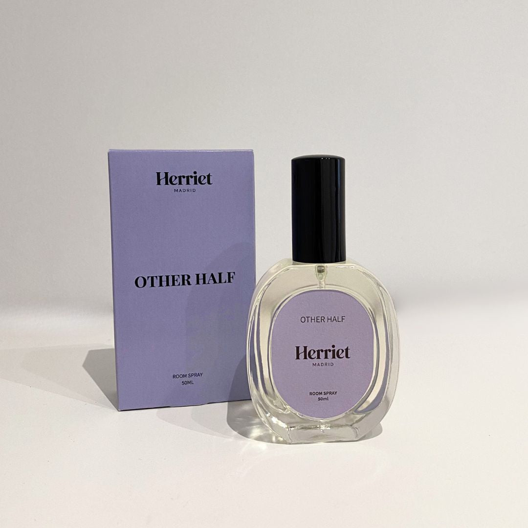 ambientador para el hogar y ambientador textil con caja. Room spray - other half - herriet