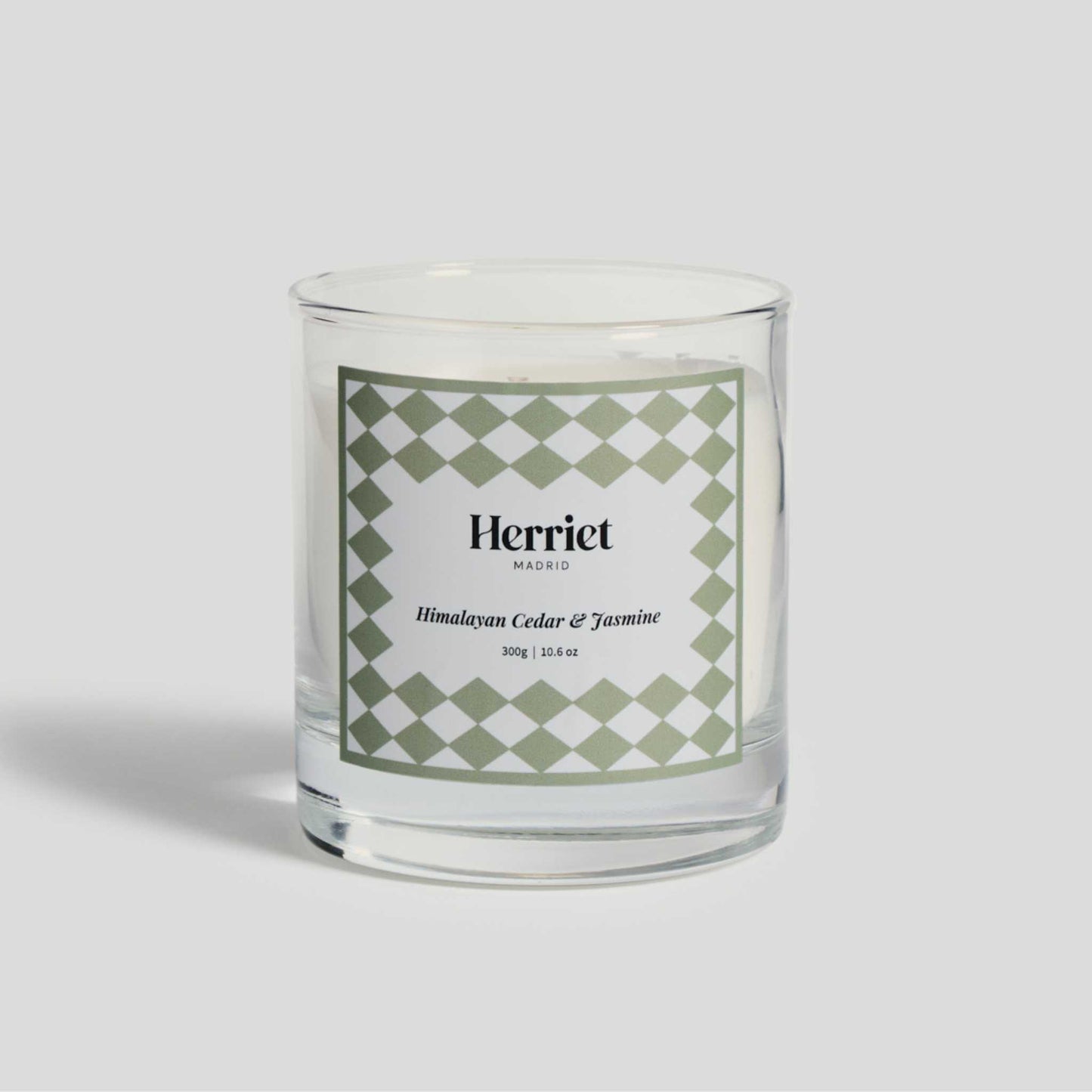 Herriet - vela aromática hecha a mano con cera de soja - himalayan cedar and jasmine