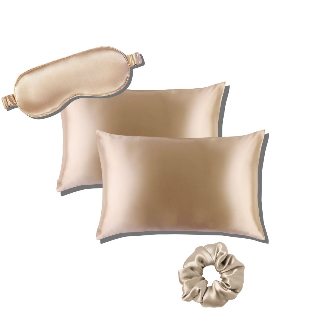 herriet - pack autocuidado de seda beige que incluye funda de almohada de seda, antifaz para dormir de seda y coletero o scrunchie de seda.